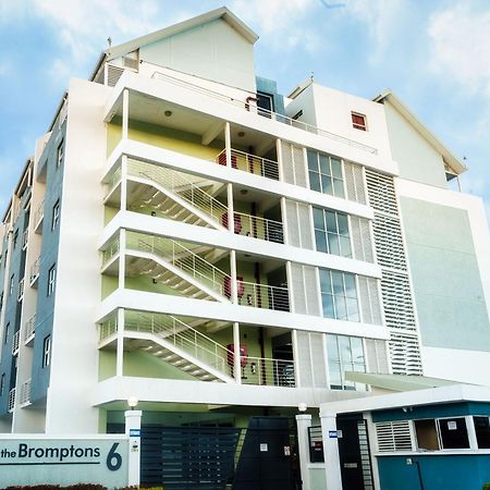 Choose To Be Happy At Brompton Estates - One And Two Bedroom With Pool Kingston Exterior foto