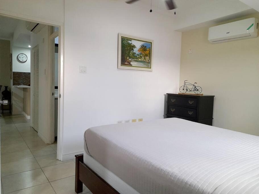 Choose To Be Happy At Brompton Estates - One And Two Bedroom With Pool Kingston Exterior foto