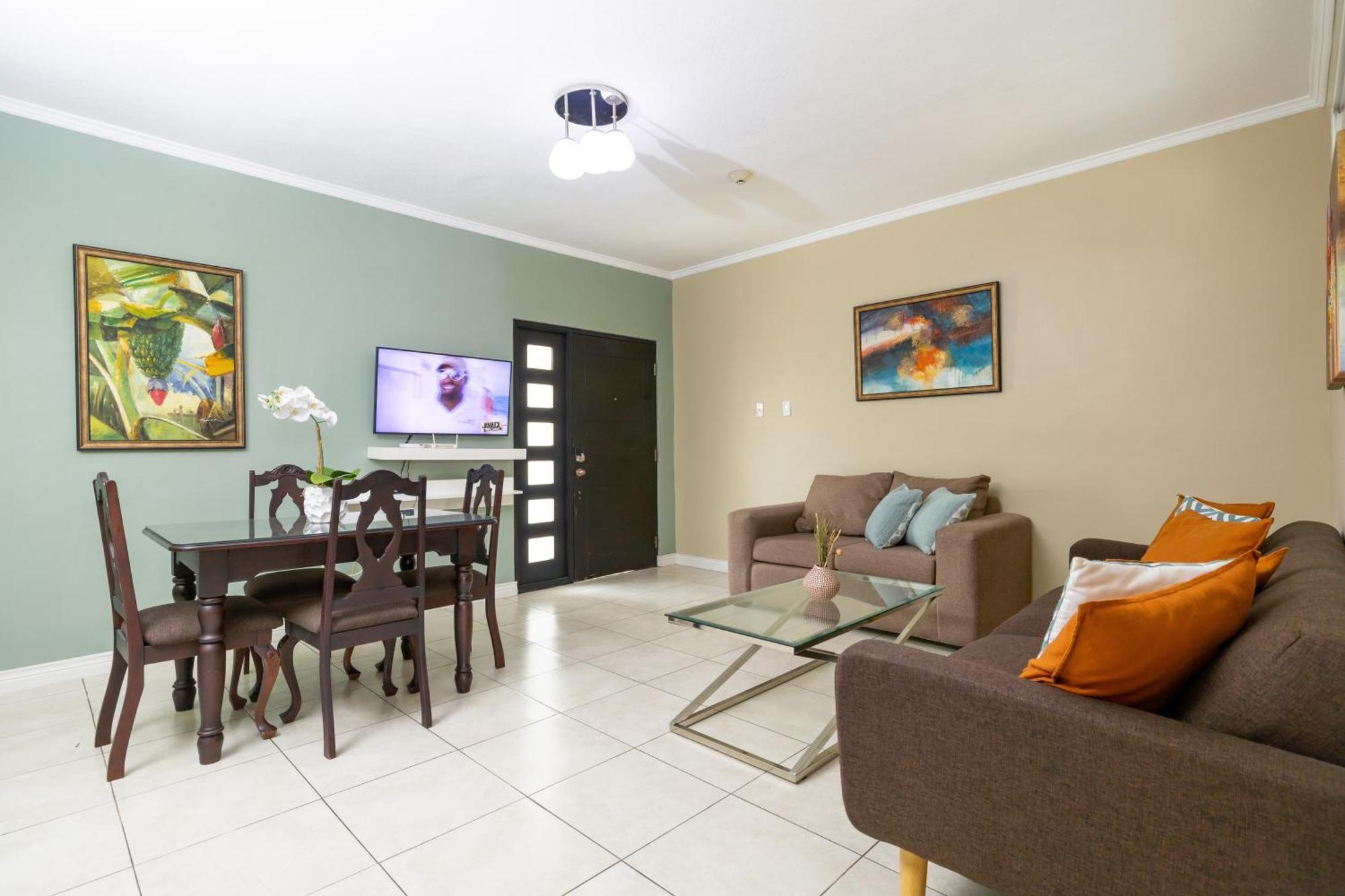 Choose To Be Happy At Brompton Estates - One And Two Bedroom With Pool Kingston Exterior foto